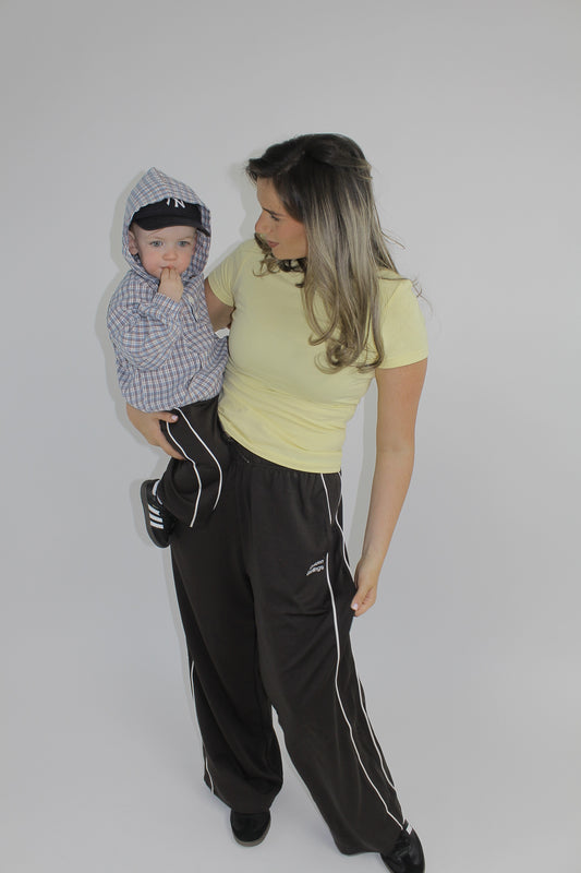 Women’s wide-leg track pants