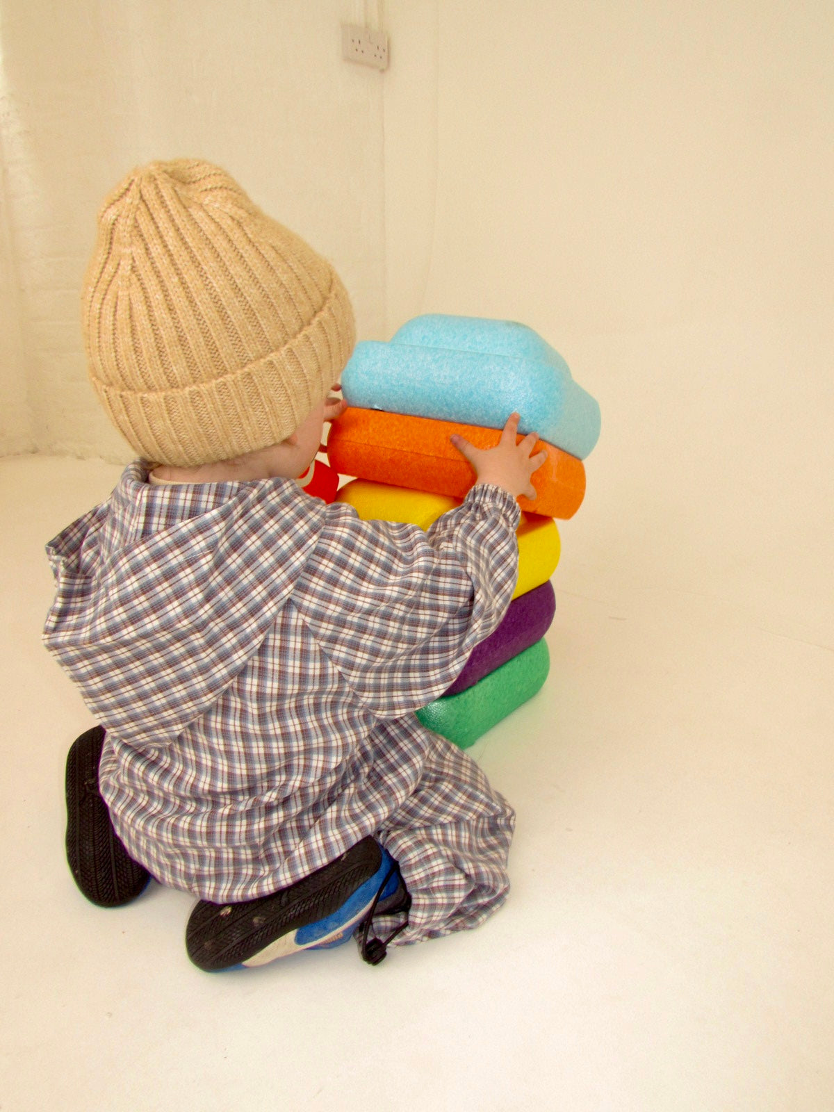 Lightweight check pullover
