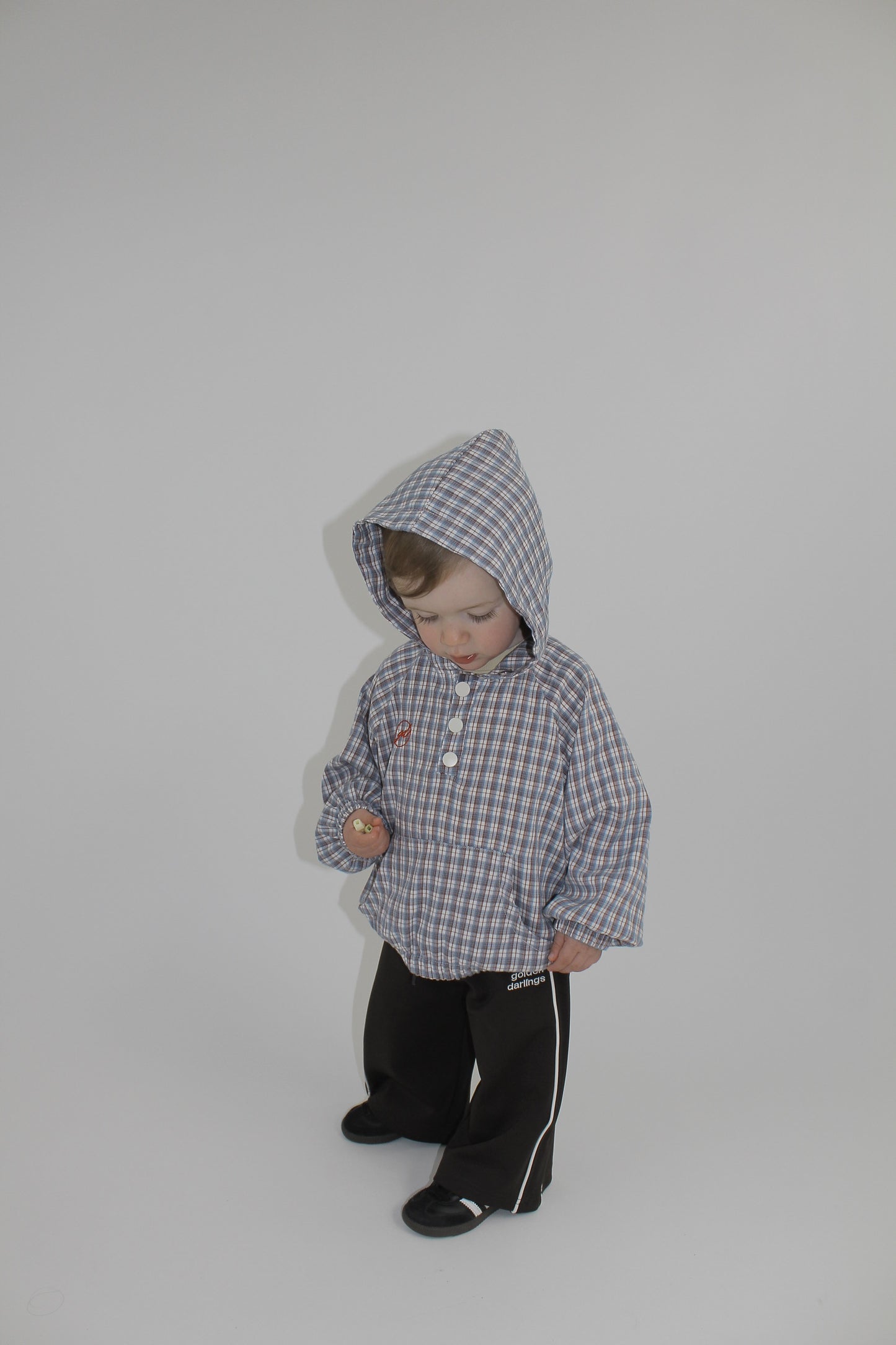 Lightweight check pullover